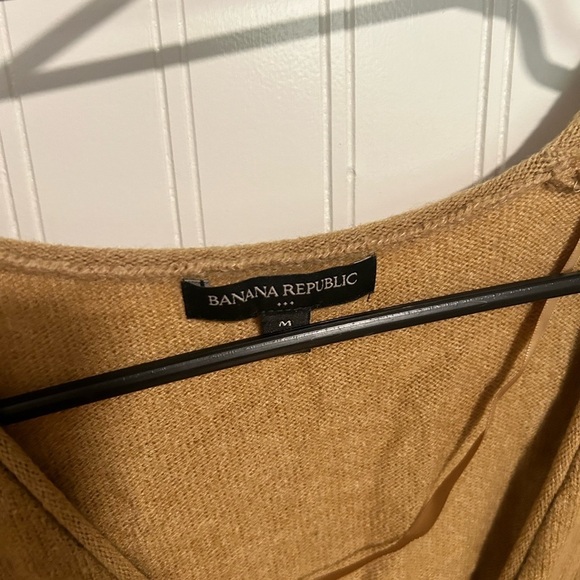 Banana Republic Tan Button Front Cardigan Sweater - Picture 4 of 4